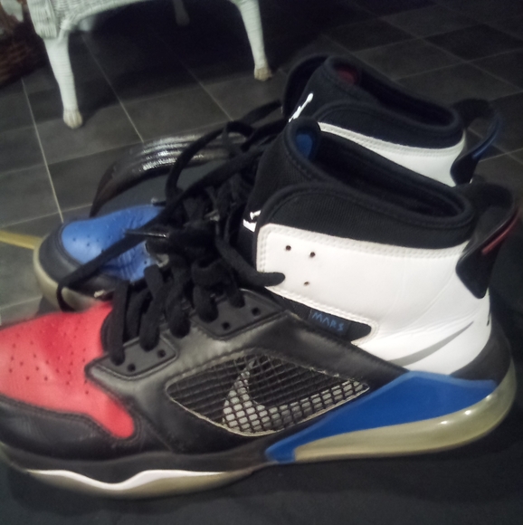 Jordan Mars 270 - Picture 5 of 6